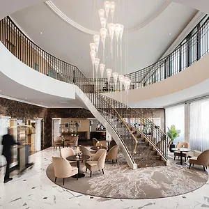 Warwick Hotel